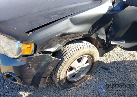 2008 Ford Escape Xls/Xls Manual from USA, damaged, VIN 1FMCU02Z58KD92384